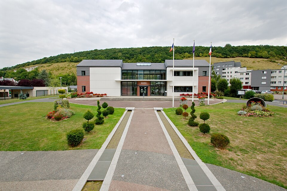 Mairie de Saint — Léger — du — Bourg — Denis route de Lyons — la — Forêt à Saint — Léger — du — Bourg — Denis