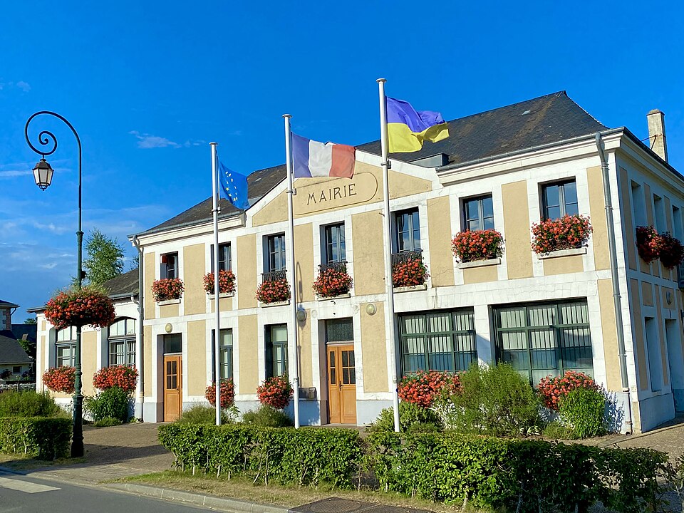 Mairie de Saint — Pierre — de — Manneville Juillet 2022