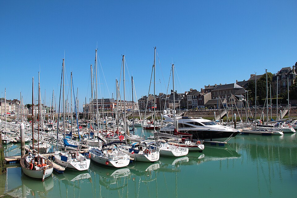 0 Saint — Valery — en — Caux — Port et centre — ville