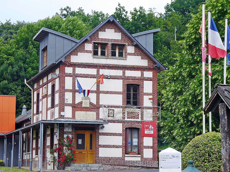 76 YQUEBEUF (1)