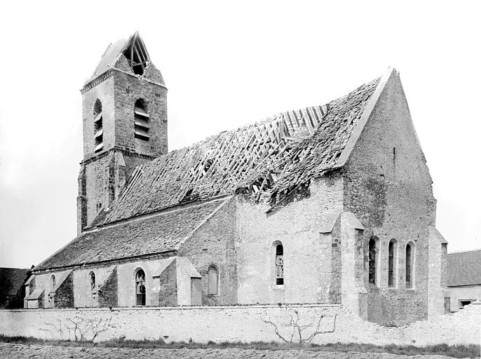 Eglise — Ensemble sud — est — Augers — en — Brie — Médiathèque de l'architecture et du patrimoine — APMH00017716