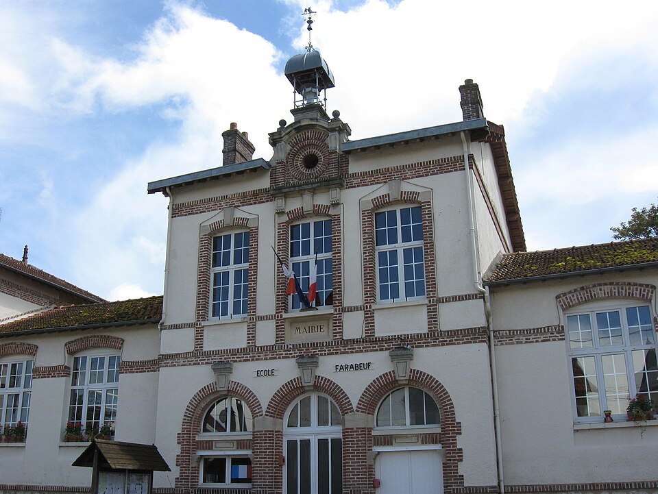 Beton — Bazoches mairie — école
