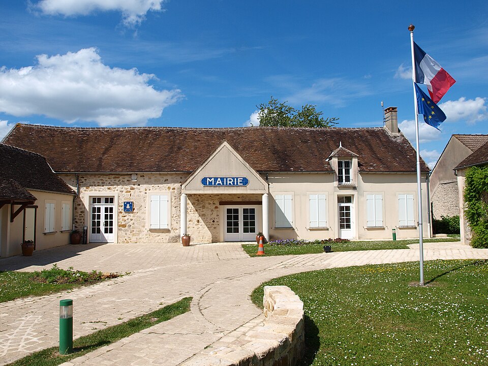 La Brosse — Montceaux — FR — 77 — mairie — 04