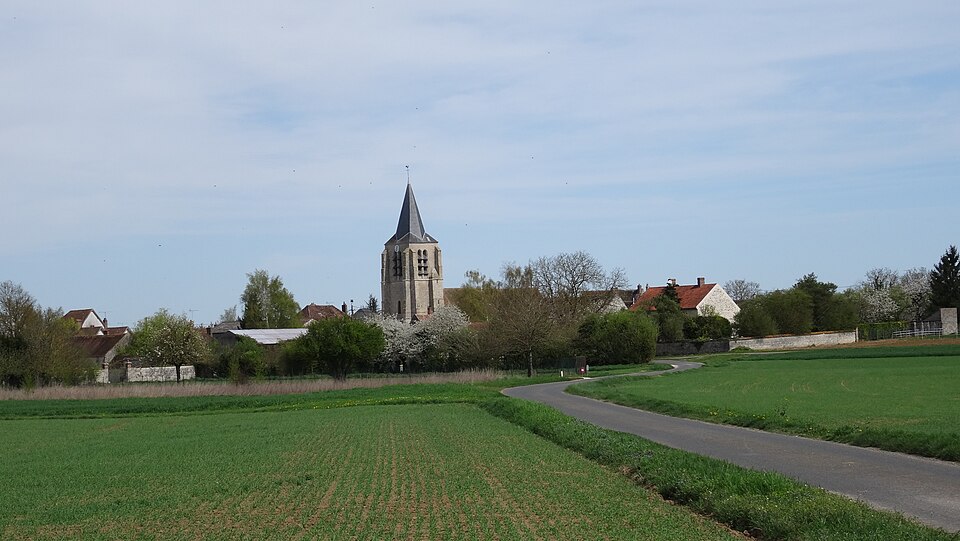 Chaintreaux village