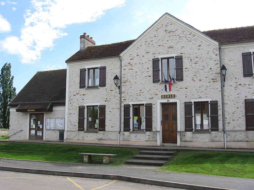 Chartronges mairie