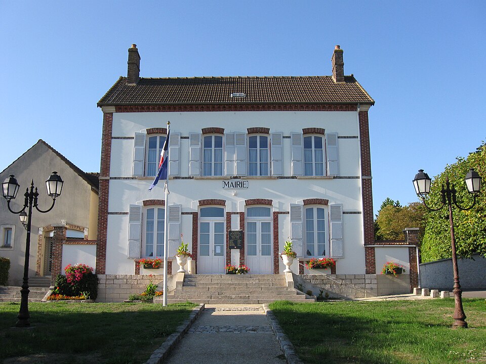 Courcelles — en — Bassée mairie