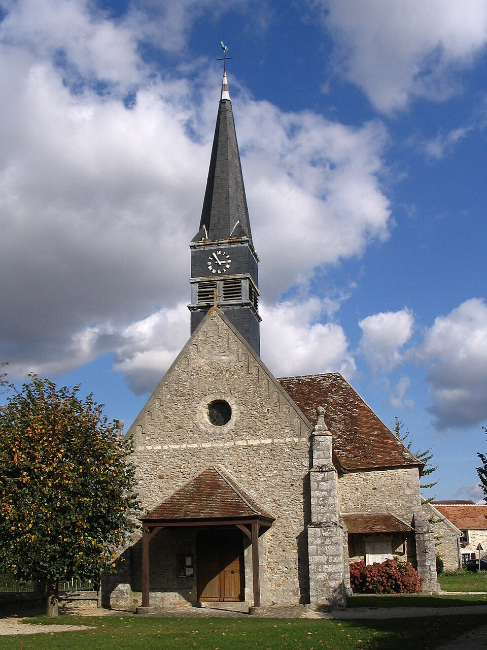 Courquetaine — Church