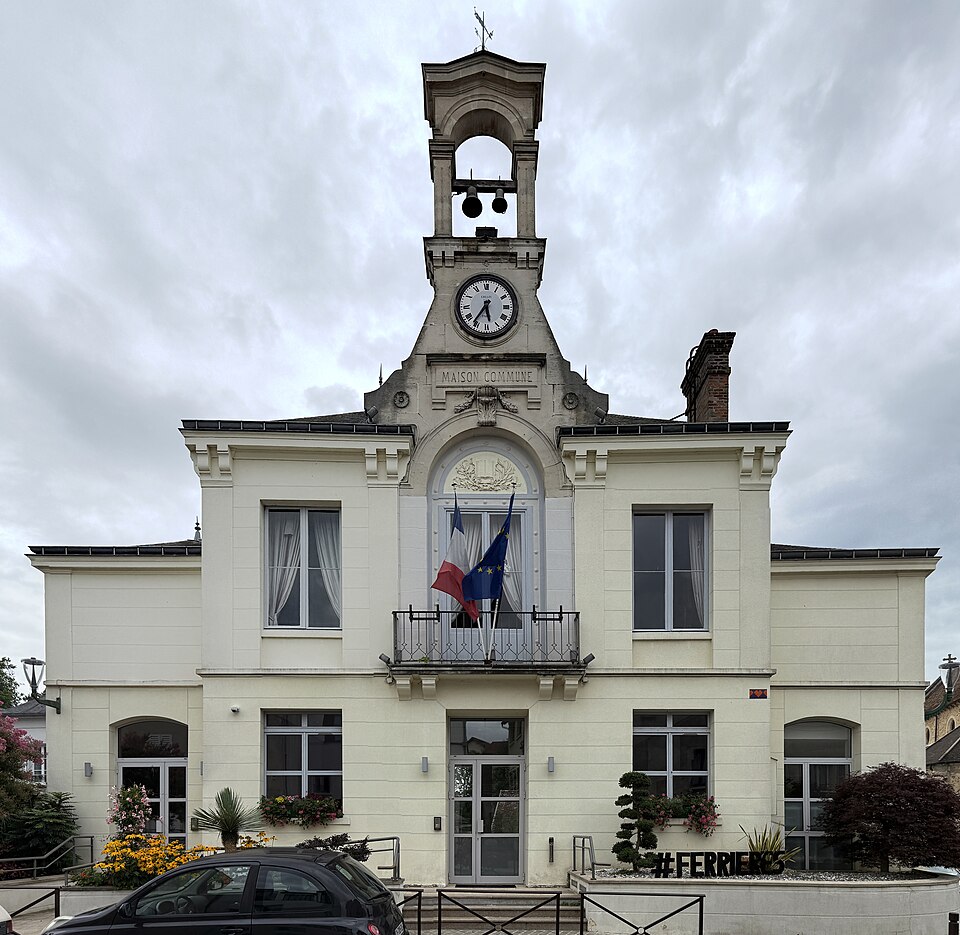 Mairie — Ferrières — en — Brie (FR77) — 2025 — 07 — 31 — 2
