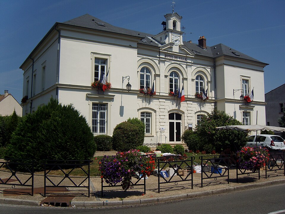 Mairie de Fontenay — Trésigny