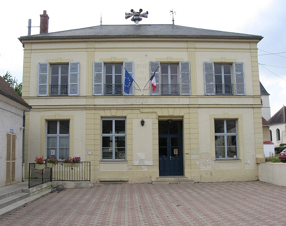 Isles — lès — Villenoy mairie