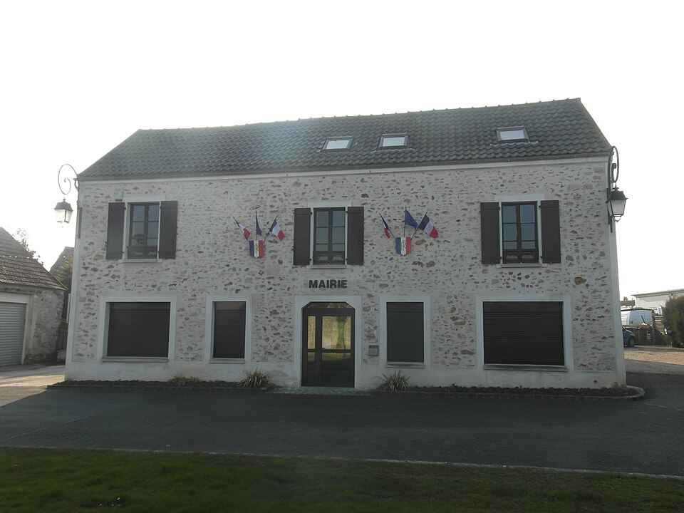 Mairie de Limoges — Fourches (Seine — et — Marne)