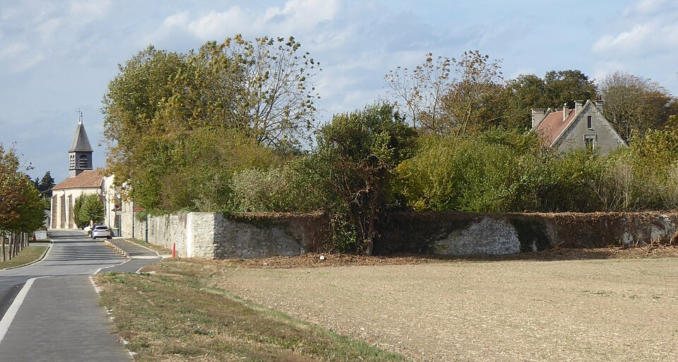 Mauregard vu de la nouvelle route du Mesnil Amelot à Mauregard