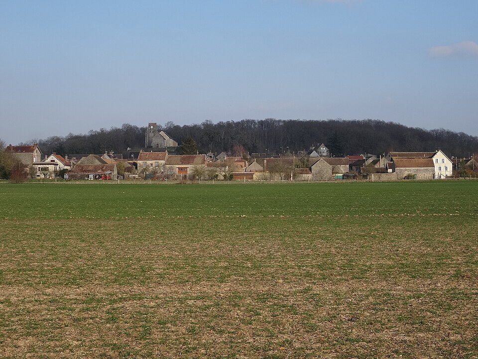 Montmachoux village