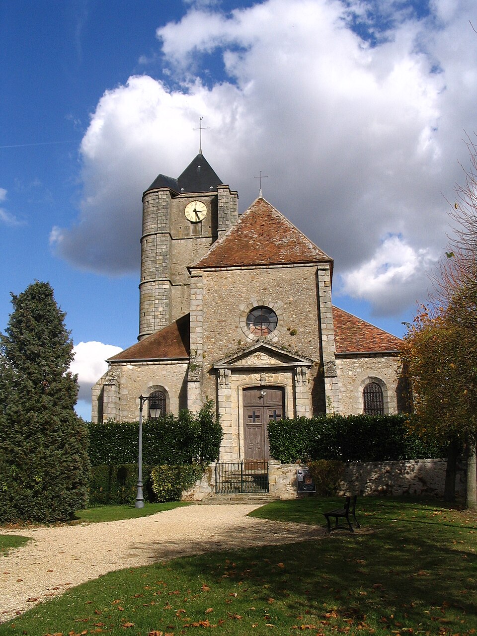Ozouer — le — Voulgis — Church — 1