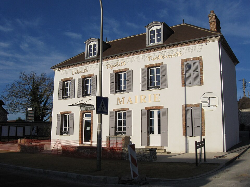 Saint — Germain — Laval mairie