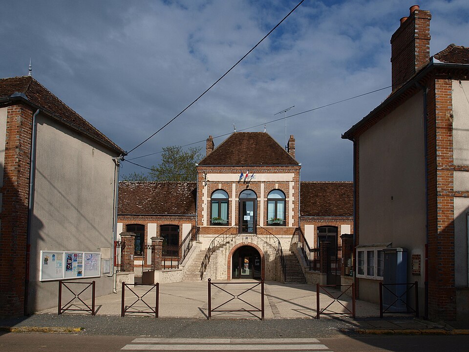 Villebéon — 77 — A02