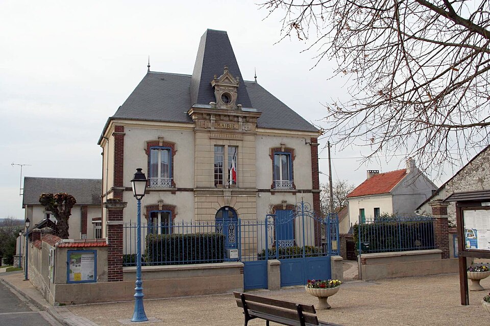 Breuil — Bois — Robert — Mairie01