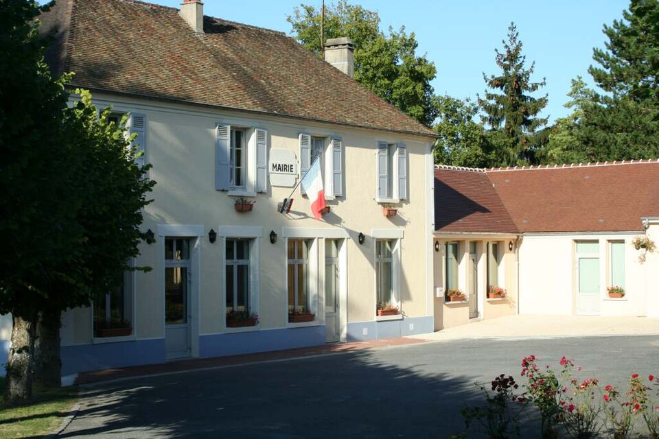 Courgent — Mairie01