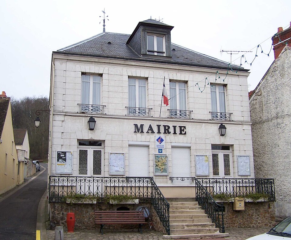 Dampierre — en — Yvelines Mairie