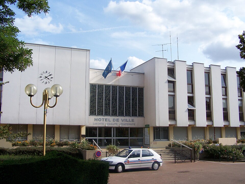 Fontenay — le — Fleury Mairie