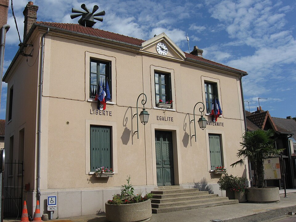 Freneuse mairie