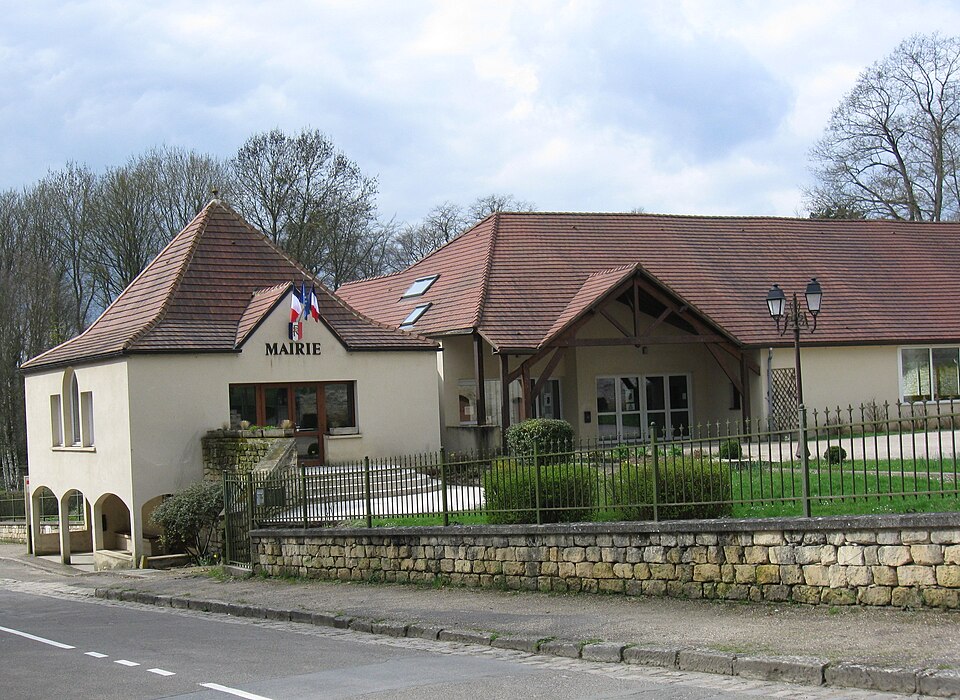 Gaillon — sur — Montcient mairie