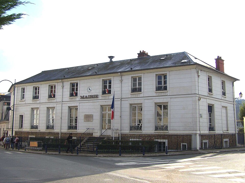 Jouy — en — Josas Mairie