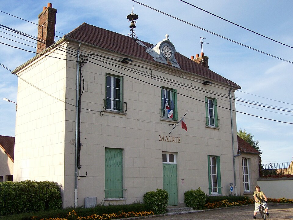 Mondreville 78 Mairie