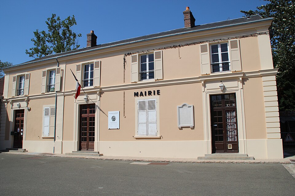 Mairie de Sainte — Mesme 2012 1