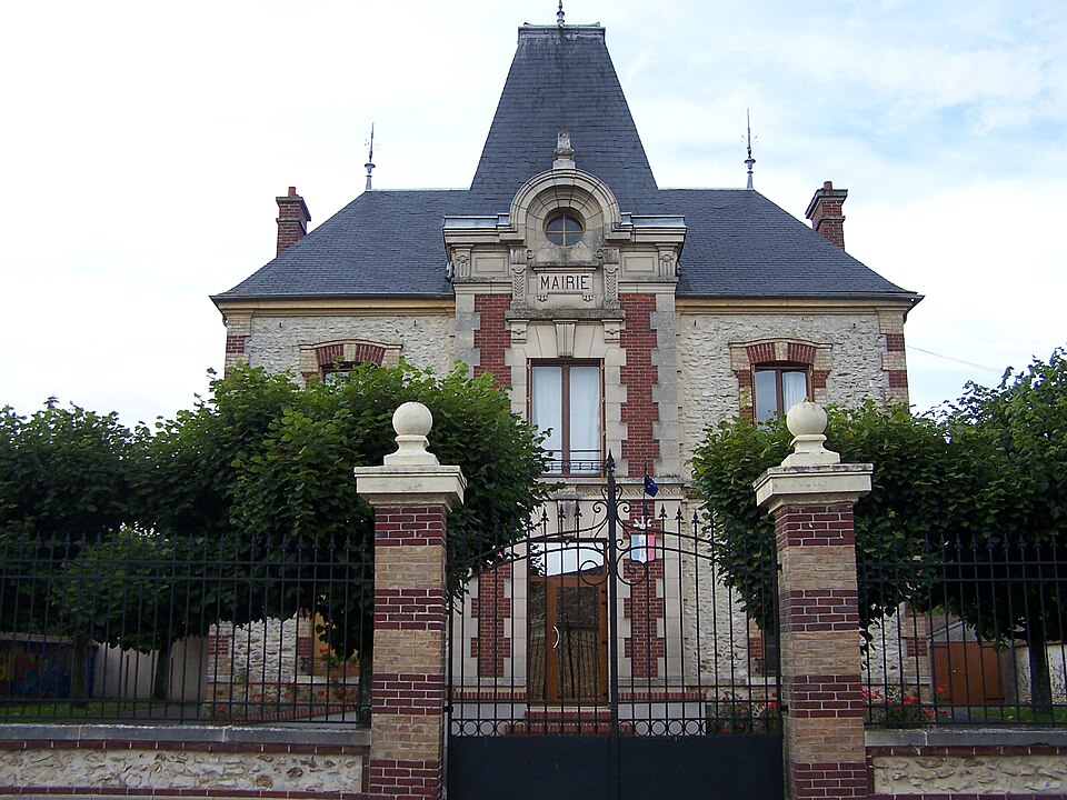 Tilly 78 Mairie