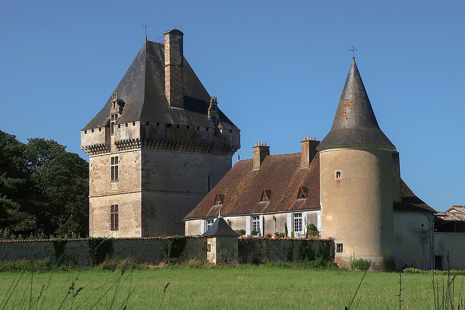 Le château de Jouhé (Ploussay, Valdelaume)