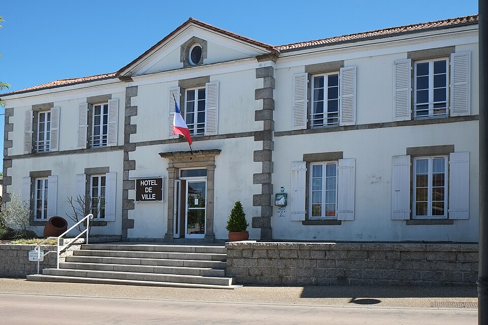 Mairie — Moncoutant