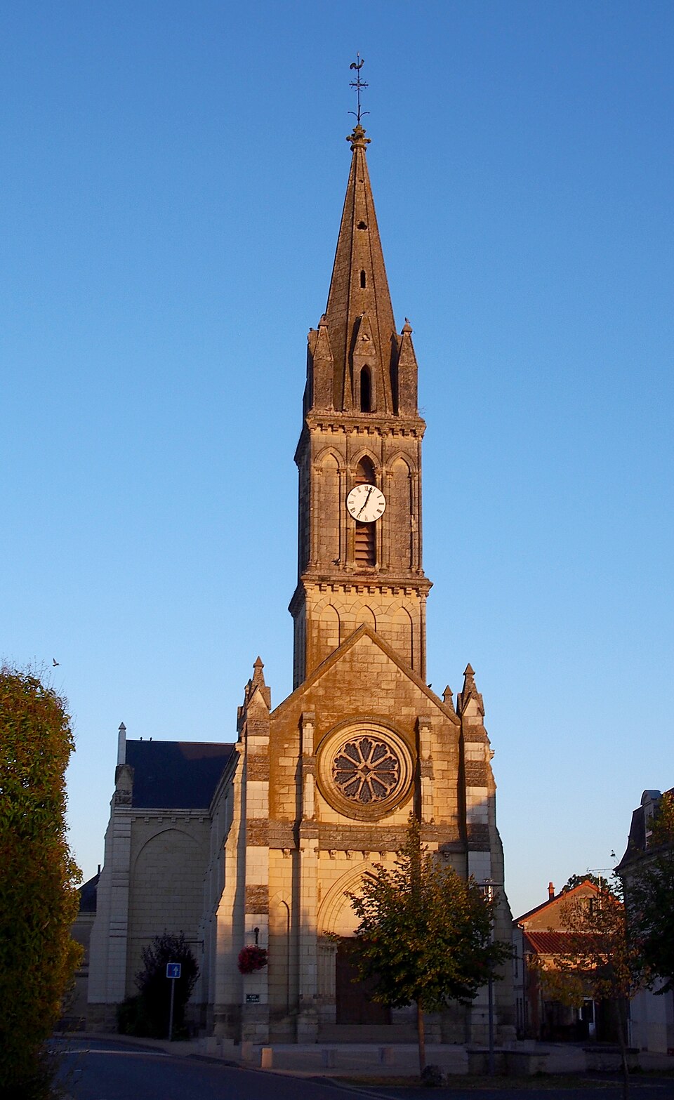 FranceNouvelleAquitainePasDeJeuEglise