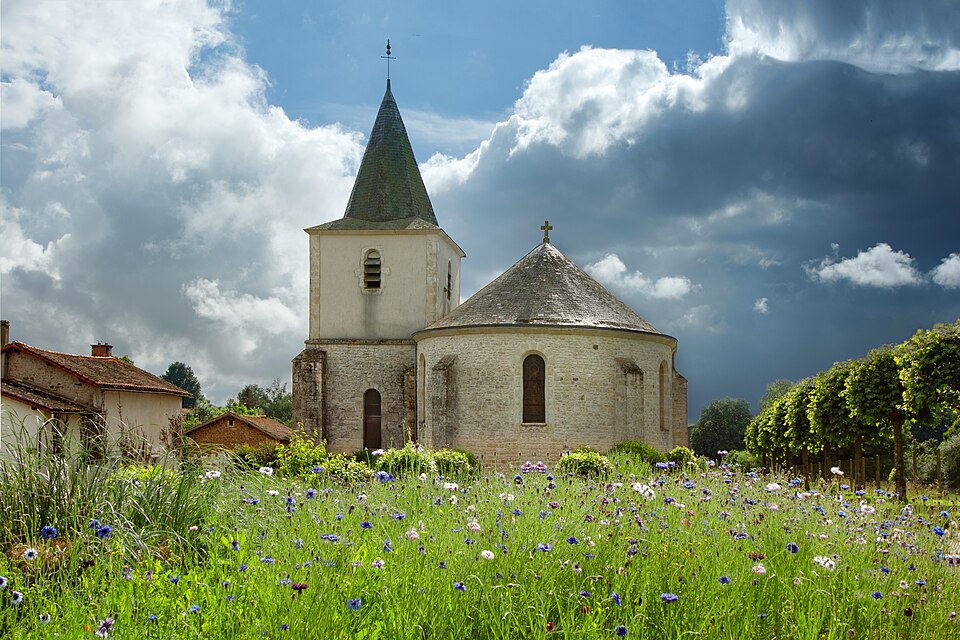 Saint — Germier 79 église