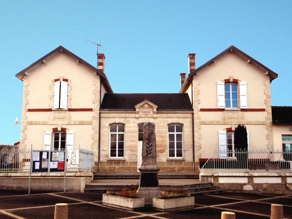 Saint — laurs — mairie — 01