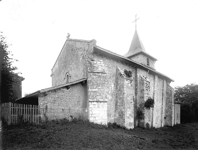 Eglise — Ensemble sud — ouest — Soudan — Médiathèque de l'architecture et du patrimoine — APMH00031138