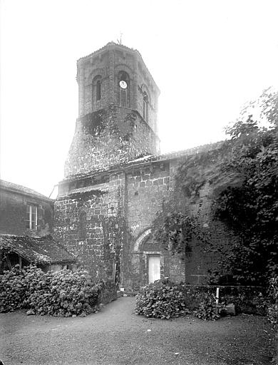 Eglise — Clocher, côté nord — Tallud (Le) — Médiathèque de l'architecture et du patrimoine — APMH00031141