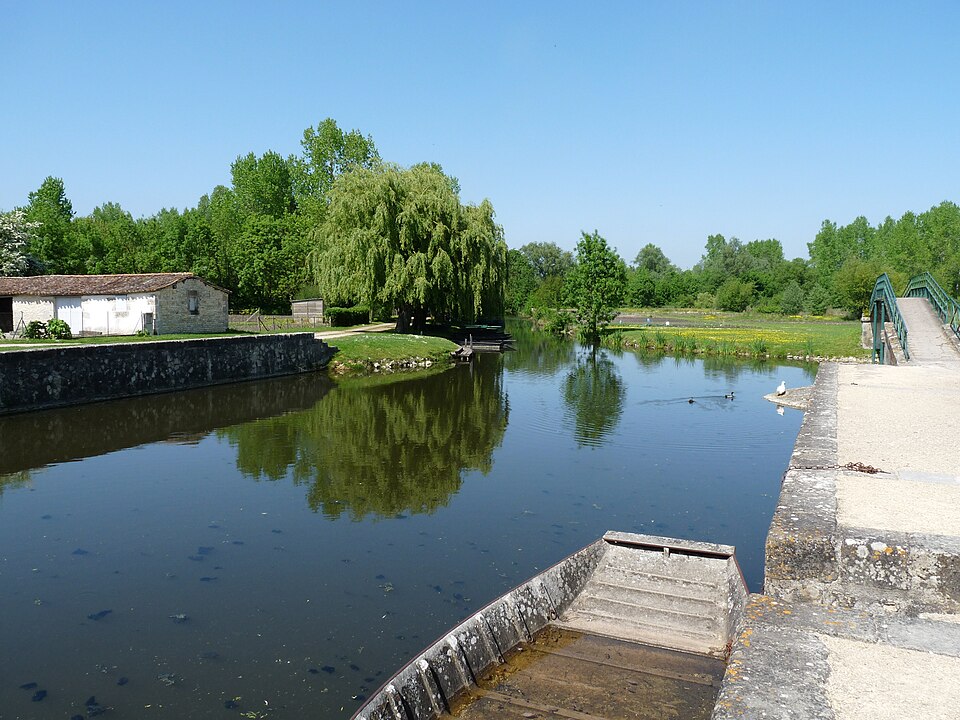 Le Vanneau — Port fluvial