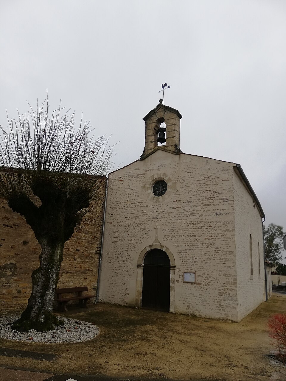 Église Saint — Romain de Villiers — en — Bois