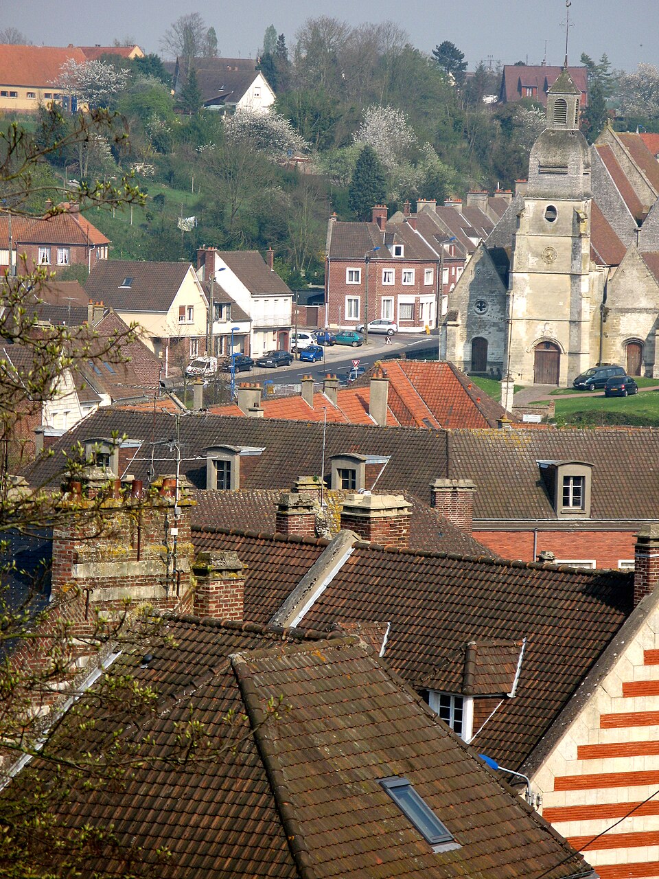 Airaines panorama (avec église St — Denis) 1