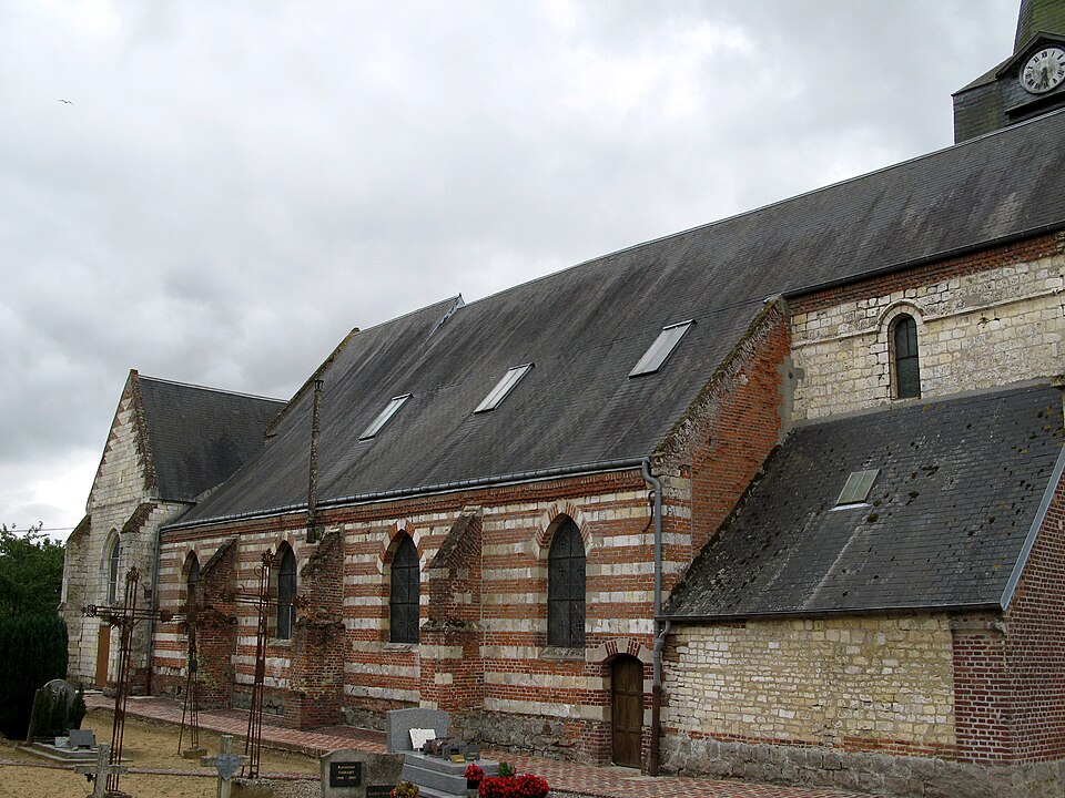 Beaufort — en — Santerre église (façade Nord) 1