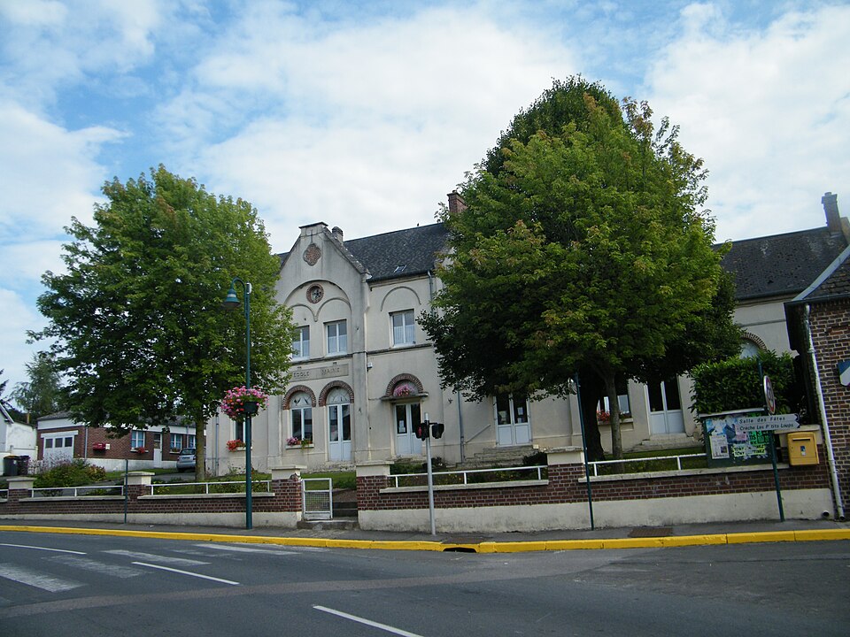 Bettencourt — Saint — Ouen, Somme, France (4)