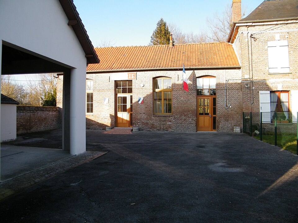Bray — lès — Mareuil, Somme, Fr, mairie (3)
