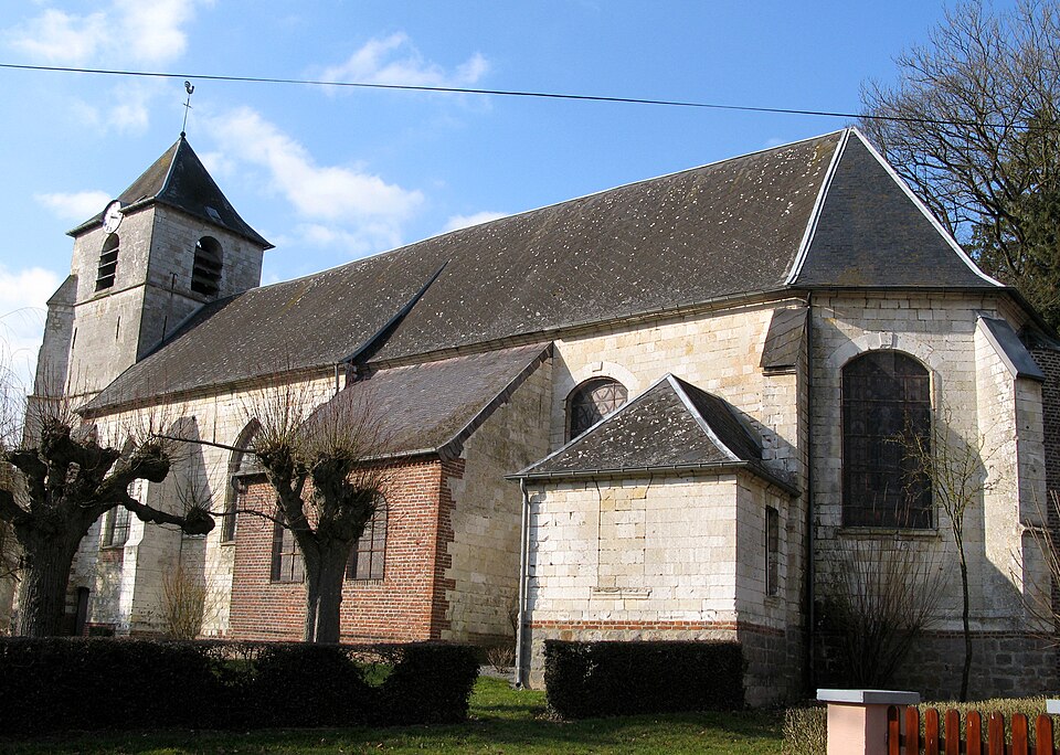 Bus — lès — Artois église 1