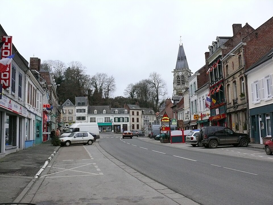 Conty place du Bourg