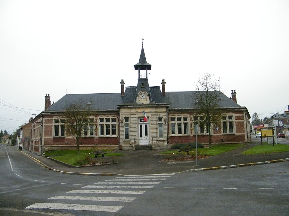 Domart — sur — la — Luce (Somme) France (2)
