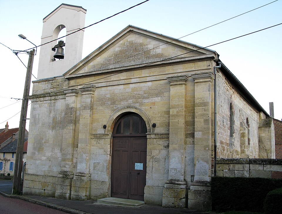 La Faloise église (façade avant) 1