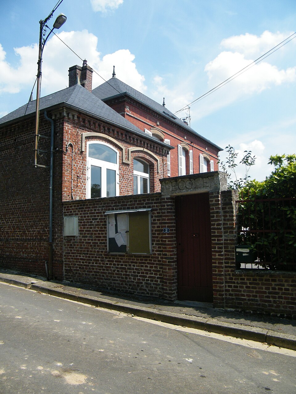 Hédauville 80 — Fr mairie — école (2)