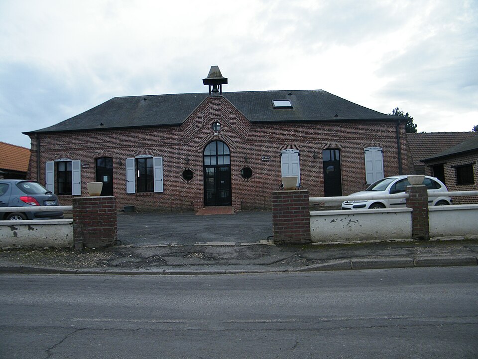 Lamotte — B — mairie et salle