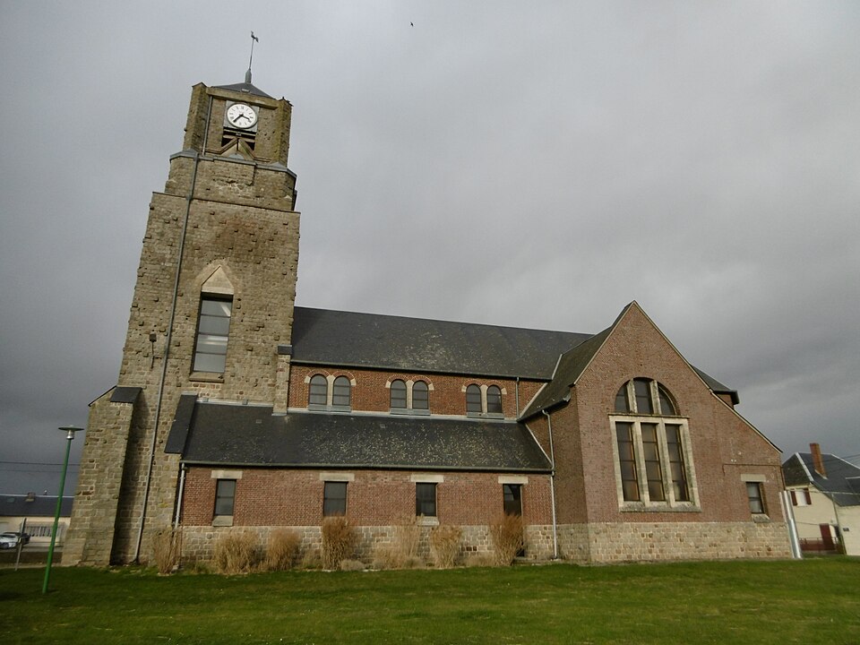 Église Saint — Pierre d'Estrées — Mons 2